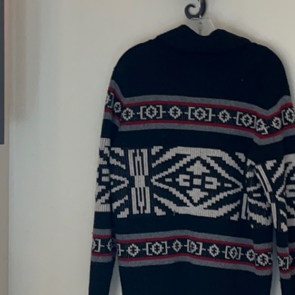 Pendleton sweater - Picture 3 of 3